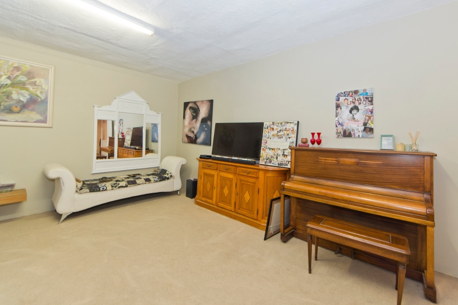 6 Bedroom Property for Sale in The Heads Western Cape